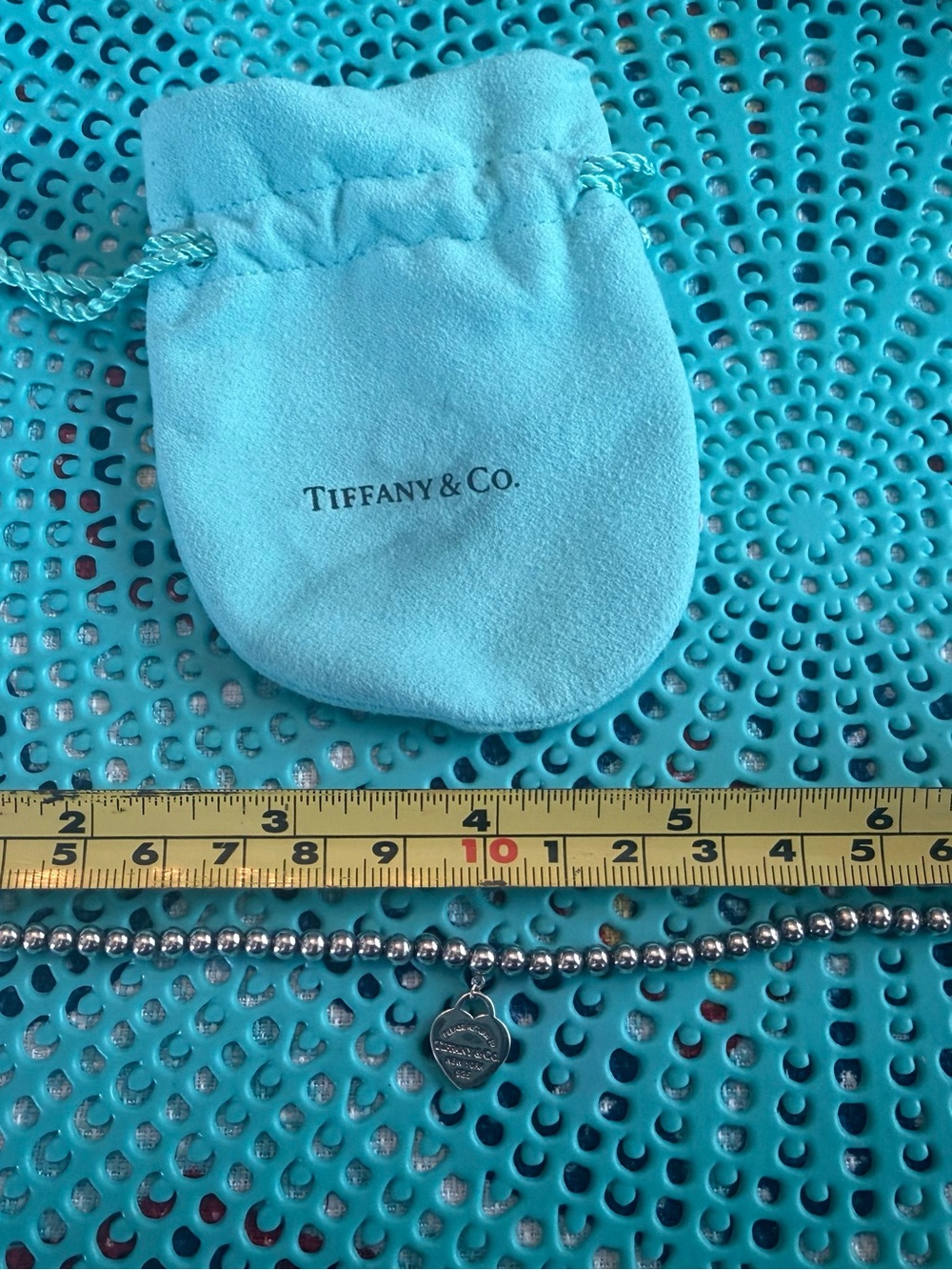 Tiffany & Co. Silver Bead Bracelet with Heart Tag on Turquoise Pouch - Picture 7 of 8